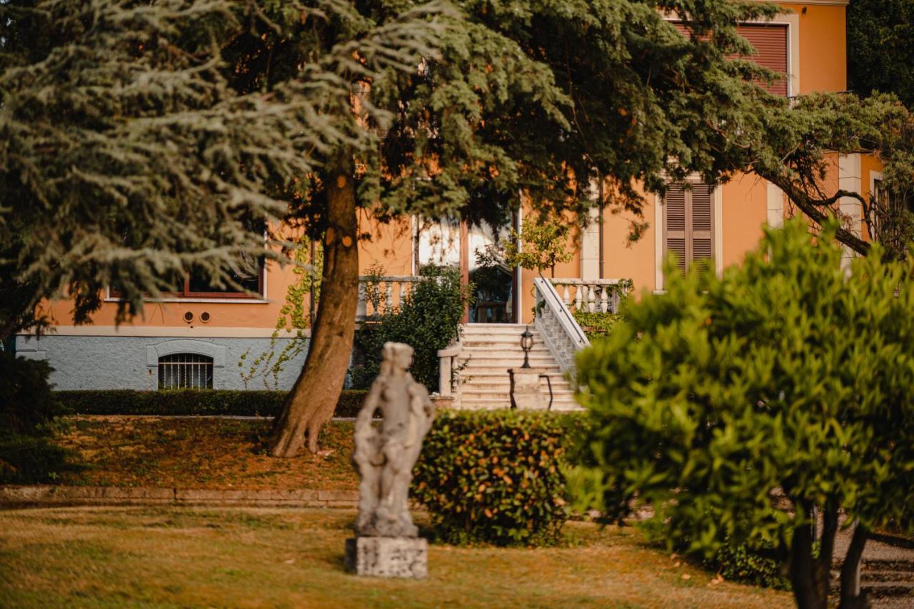 Villa Mimosa Au Lac - Estella Hotels Italia Тосколано-Мадерно Экстерьер фото